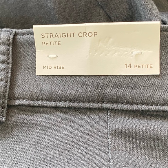⭐️NWT⭐️LOFT Straight Crop Charcoal Grey Cargo Pant - Picture 2 of 12